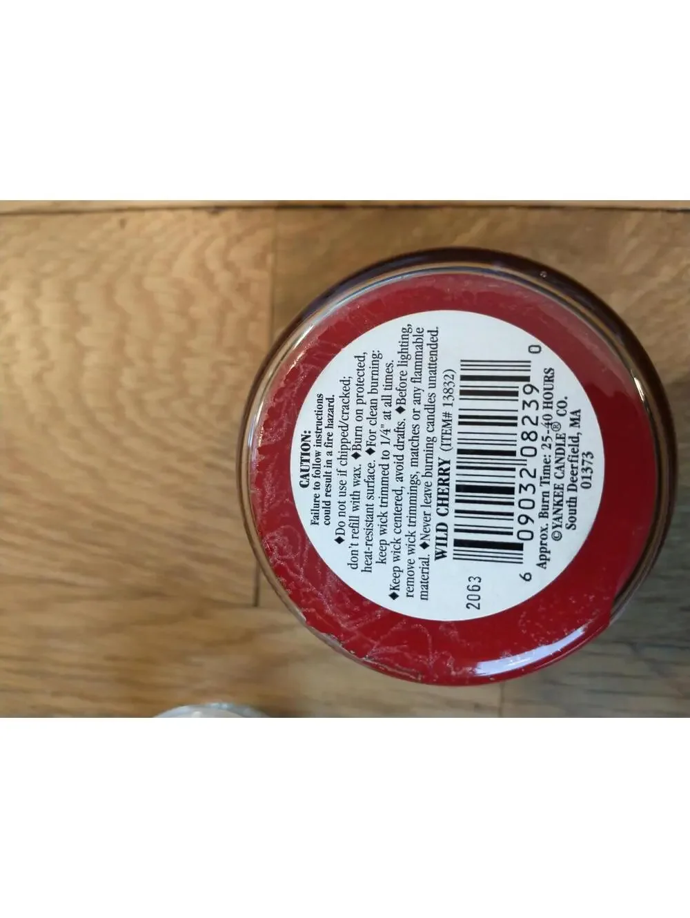 Yankee Candle Wild Cherry Small 3.7oz Jar Burn Time 25-40 Hours Red